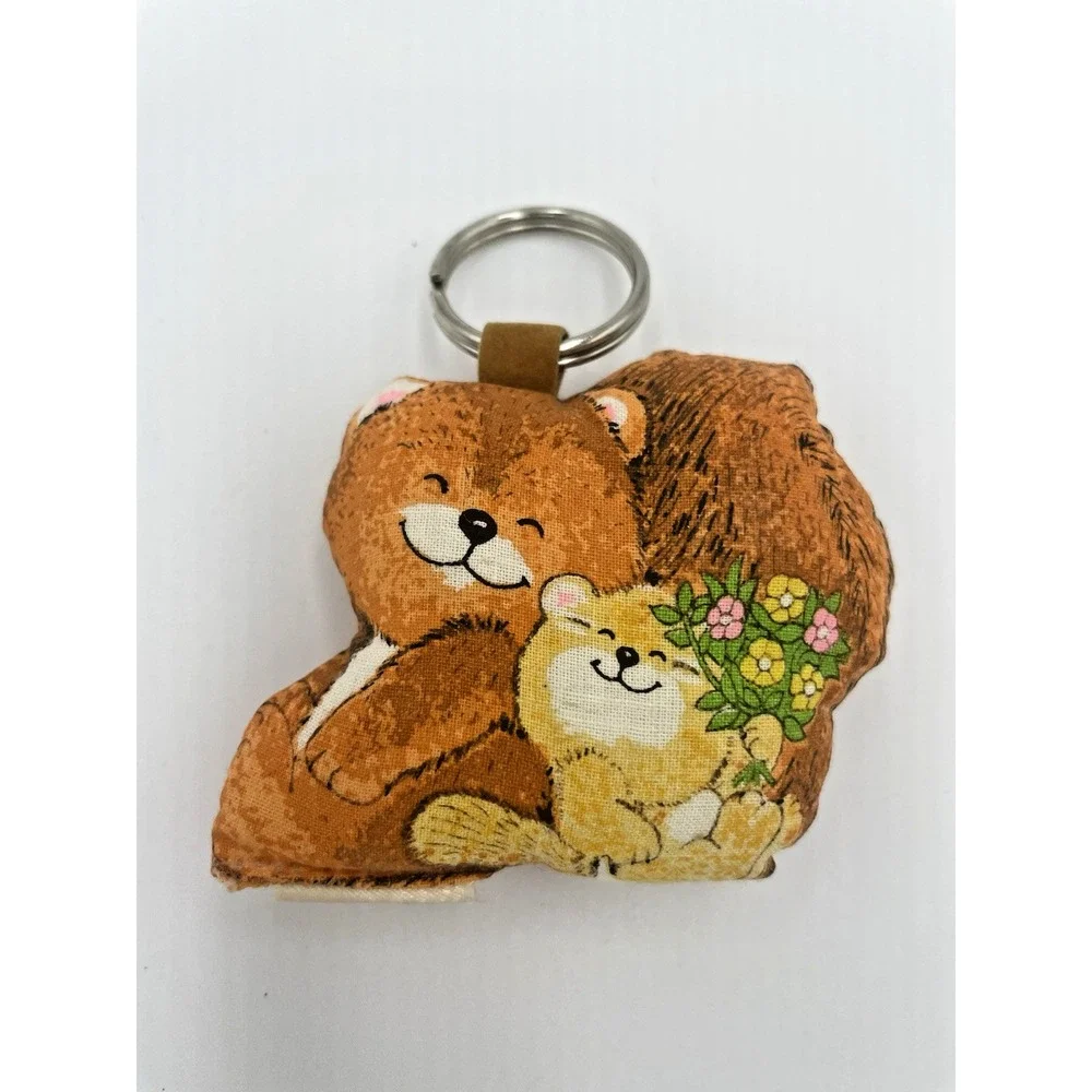 New Vintage 1970s  Hallmark Keychain Key‎ Chain Fabric Smiles For Sharing Bear